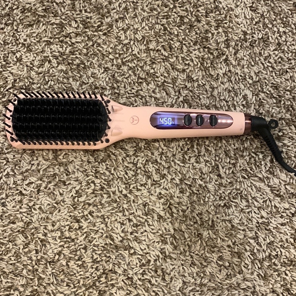 LANGE straighter brush